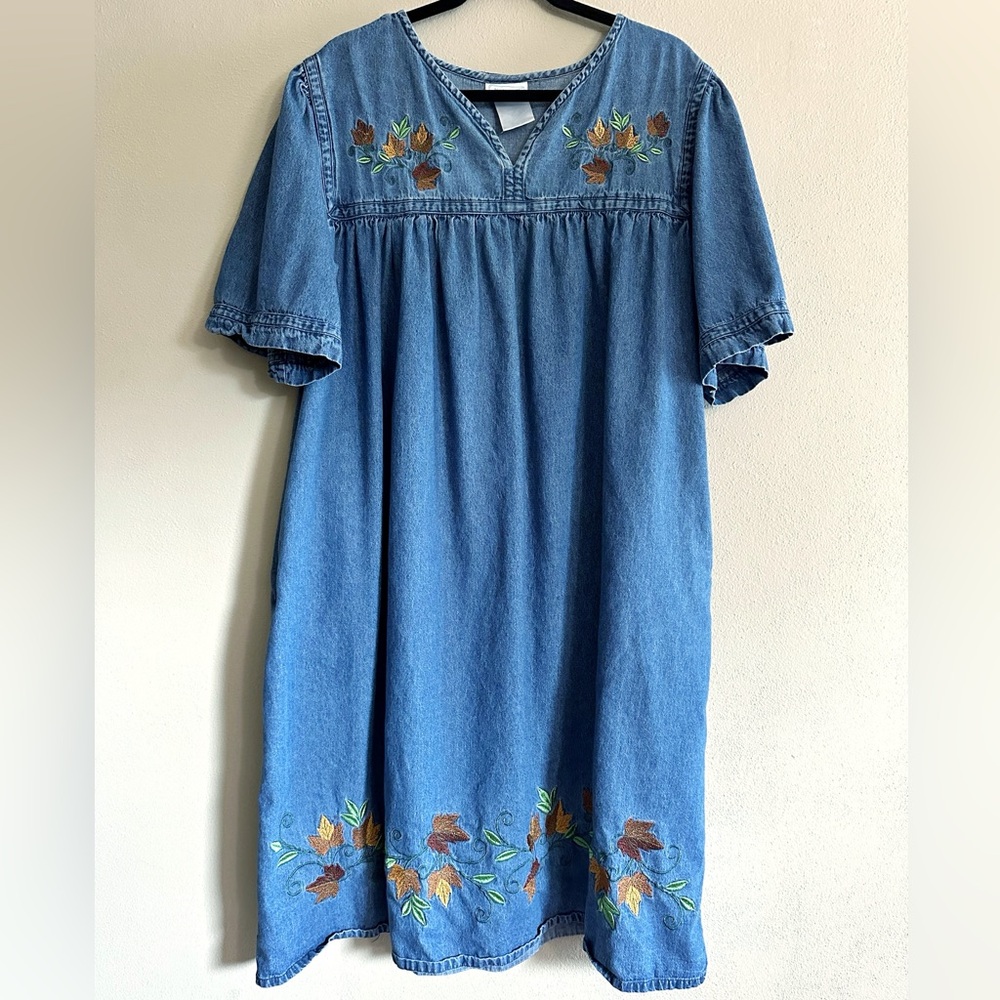 National Since 1952 Denim Floral Embroidered Dress Housecoat Vintage Size 3XL